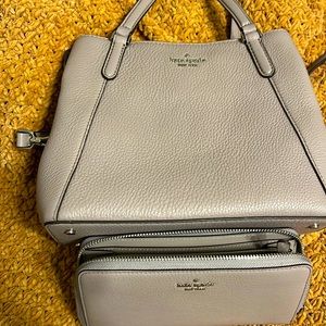 Kate Spade pocketbook and matching wallet!! Like new!!!